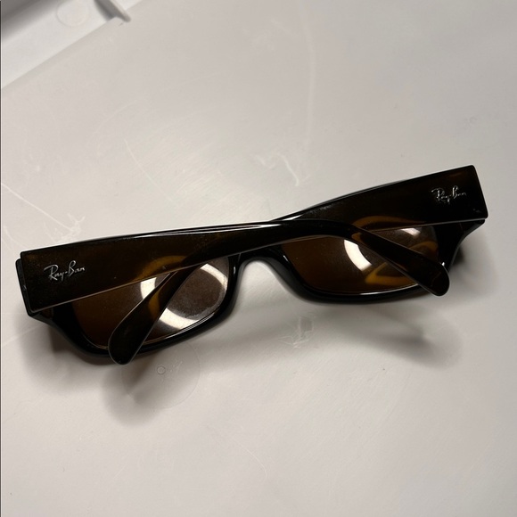 Ray Ban Sunglasses - Picture 4 of 13